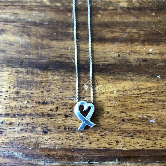 AUTHENTIC TIFFANY & CO. Paloma Picasso Loving Heart Necklace in Sterling Silver - Picture 2 of 6